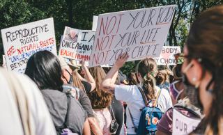 Protestors on Roe v. Wade
